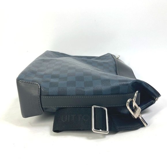 LOUIS VUITTON Damier Cobalt Messenger Greenwich Crossbody Shoulder Bag - Picture 13 of 16